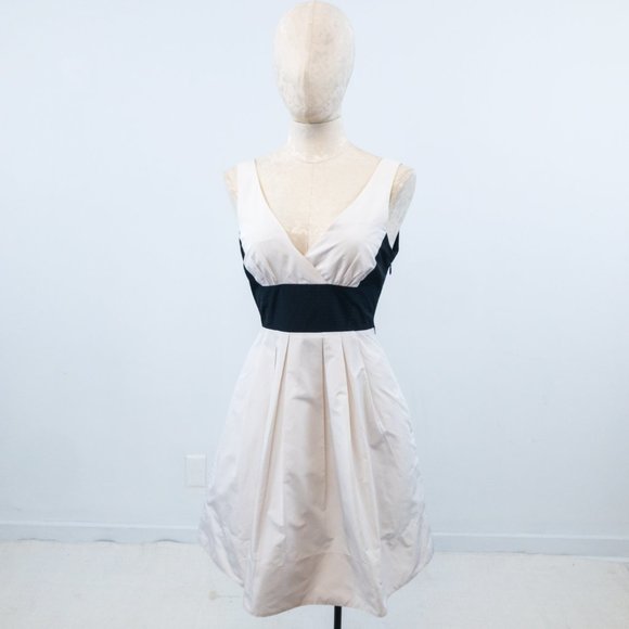 BCBGMaxAzria 2 Colorblock Mini Dress White Black - Picture 2 of 9